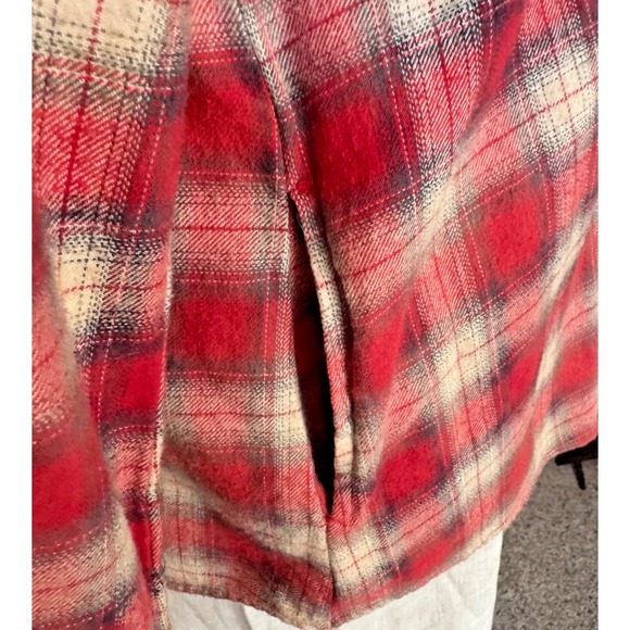 White Crow Shacket Size Large Red Cream Black Plaid Hooded Flannel Faux Fur‎ - Picture 6 of 15